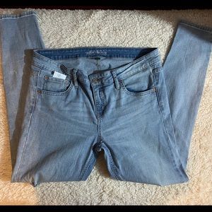 Wild Fable Distressed Light Wash Jeans